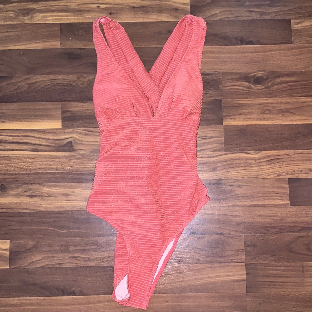 NWT Cupshe Shimmer Swimsuit